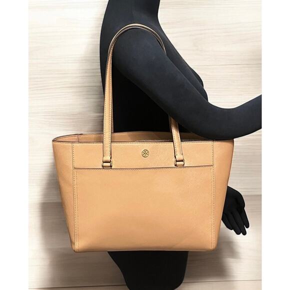 Tory Burch Robinson Parker Tote Bag - Picture 6 of 11